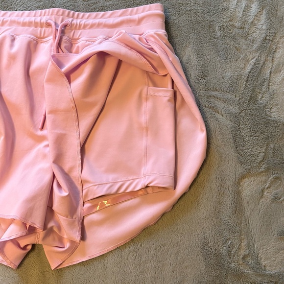 Senita Athletics Madeline Moves Shorts Size Large - Picture 4 of 4